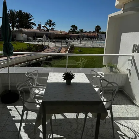Apartment En Complejo Tamaran -